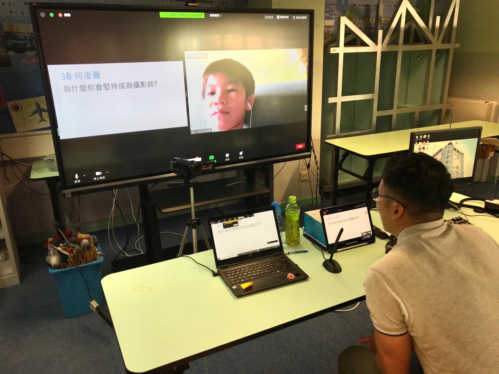 學生能親自訪問藝術家, 倍感興奮
